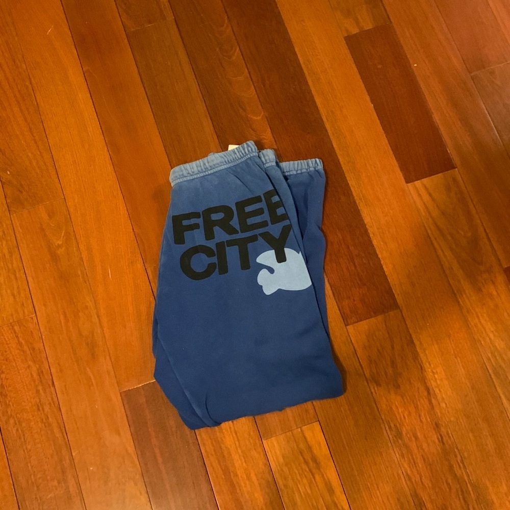 freecity sweatpants